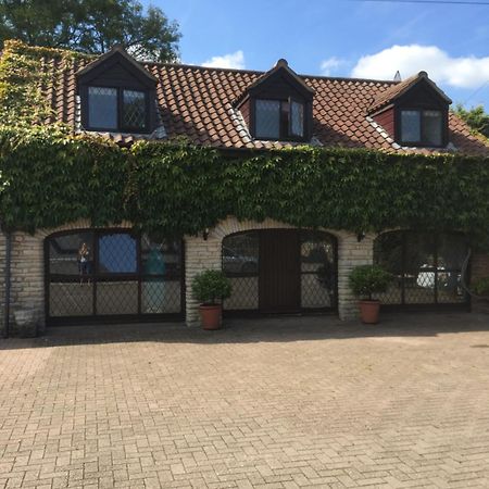 The Old Coach House At Byre House Villa Coalpit Heath ภายนอก รูปภาพ