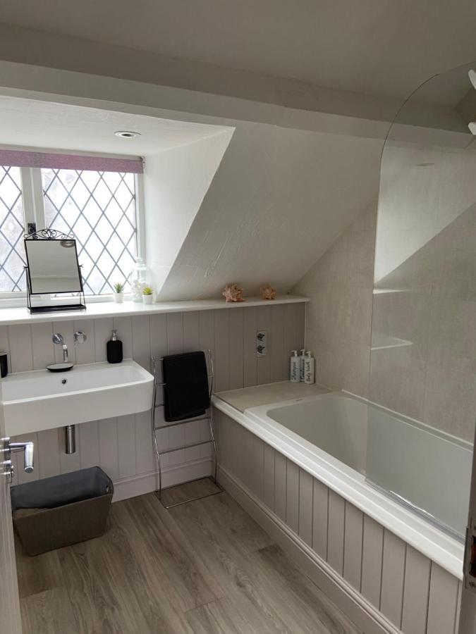 The Old Coach House At Byre House Villa Coalpit Heath ภายนอก รูปภาพ